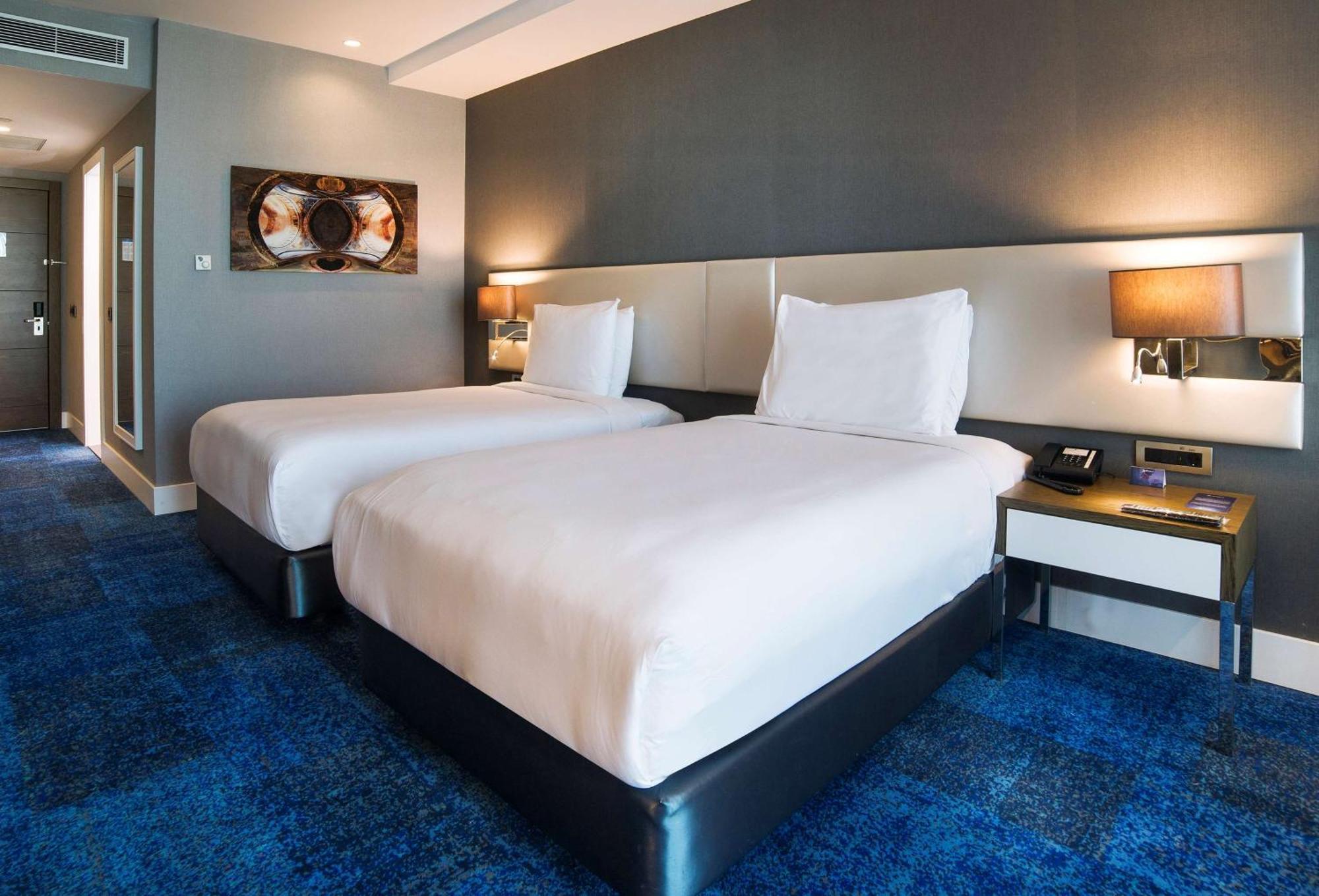 Radisson Blu Hotel, Balqash Zewnętrze zdjęcie